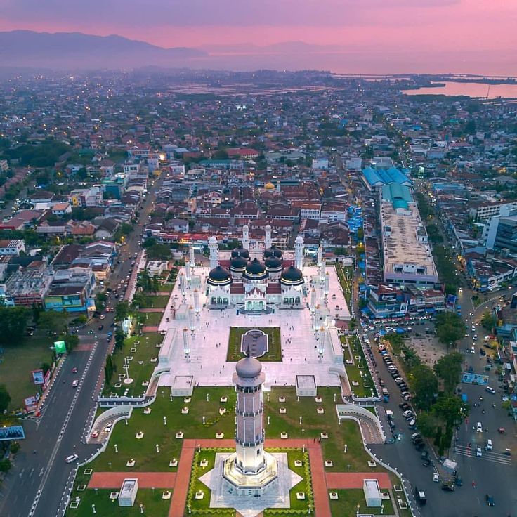Masjid Raya Baiturrahman Banda Aceh | Mesjid, Banda aceh, Indonesia